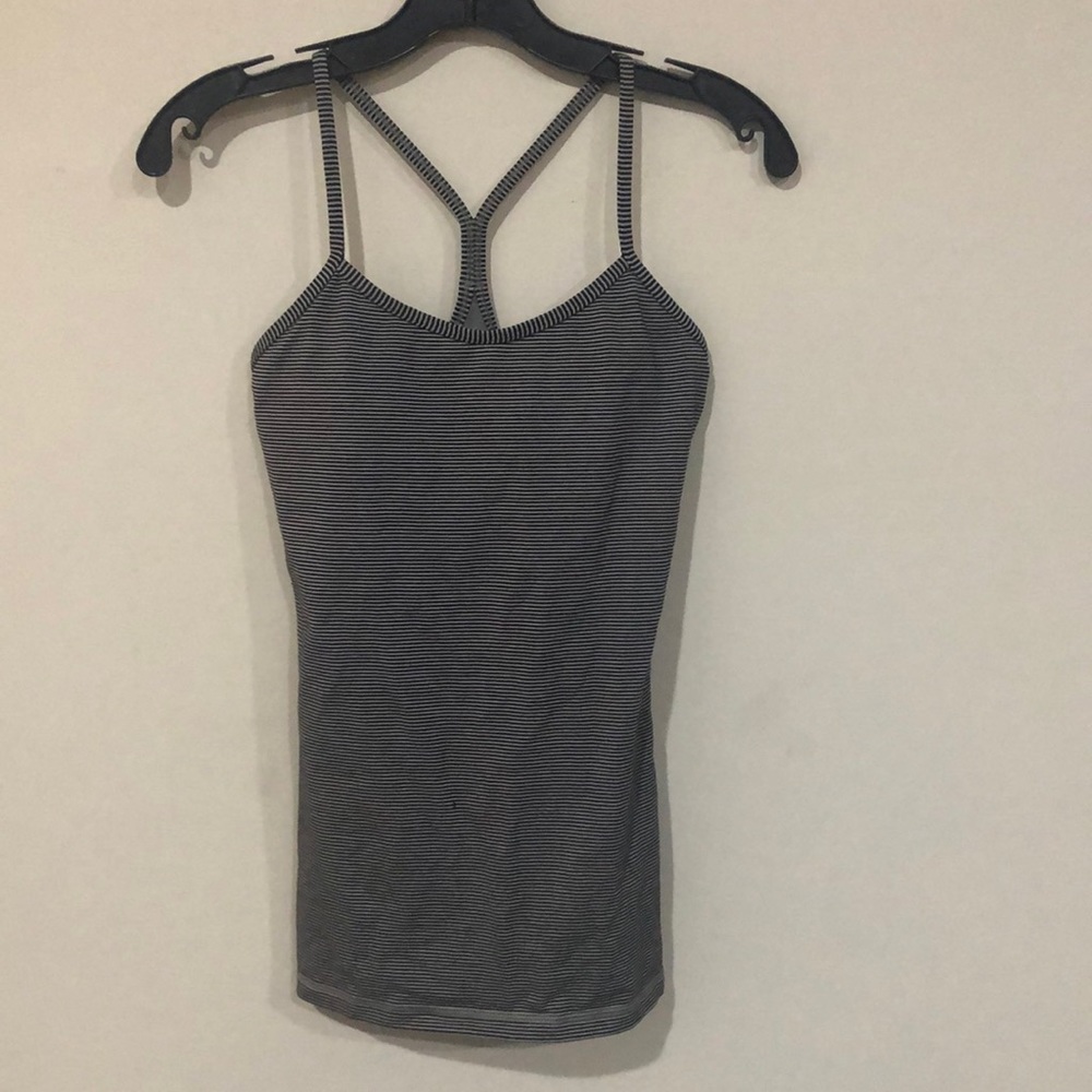 Lululemon blk/gray stripe Power Y tank sz 6